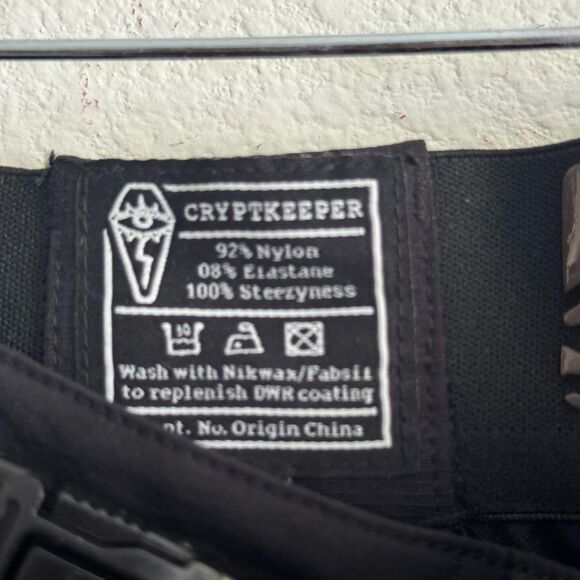 Cryptkeeper Techwear Cargo Shorts Black Coffin  Patch Utility Steezy Streetwear - Picture 2 of 4